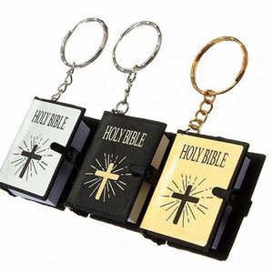 Porte-clés en papier 3D pliables écologiques en forme de mini Bible chrétienne classique, accessoires mignons avec mousqueton pour la vente en gros - Product Image 1