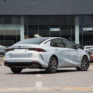 Vente flash, voiture à essence GAC EMPOW Trumpchi Ying Bao de haute qualité, berline sportive 1.5T Turbo HEV, voiture de performance préférée des jeunes - Product Image 5