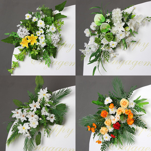 Fleurs artificielles de mariage mélangées en plastique et soie, décorations suspendues vertes pour l'angle, thème forêt, bienvenue - Product Image 1
