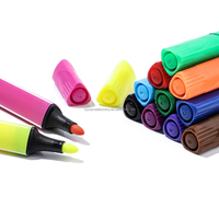 Ensemble de stylos marqueurs d'art aquarelle triangle 12 couleurs stylo aquarelle en plastique lavable et réutilisable avec pointe en feutre