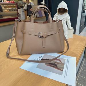 Borse in Pelle con Fodera in Pelle, Produttore di Borse Tote in Pelle Senza Marchio con Pochette, Borsa a Tracolla in Vera Pelle Bovina di Lusso, Vendita all'Ingrosso - Product Image 3