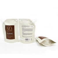 Pochettes souples anti-odeur avec bec verseur pour lessive, shampoing et gel douche, fournies par l'usine
