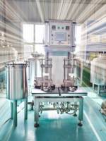 Machine de remplissage et de lavage semi-automatique à deux têtes avec commande PLC