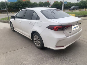 Toyota Corolla Usata 1.5L a Benzina Economica, 5 Posti, Basso Consumo di Carburante per Lunghi Viaggi - Product Image 3