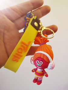 3D Búp Bê Keychain Cao Su Xe Mặt Dây Chuyền Móc Chìa Khóa Ánh Sáng Phim Hoạt Hình Phim Trolls Đồ Chơi - Product Image 2