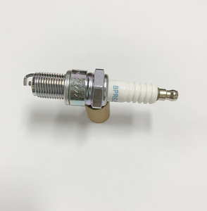 <span class=keywords><strong>Bougie</strong></span> d'allumage de systèmes de moteur automatique 7422 BPR5ES <span class=keywords><strong>bougie</strong></span> d'allumage de <span class=keywords><strong>moto</strong></span> pour MITSUBISHI Bujias bougies bougies d'allumage en gros - Product Image 4