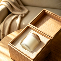 Pot à bougie en verre givré de luxe vide avec couvercle en bambou, couleur et logo personnalisables, idéal pour la fabrication de bougies DIY avec de la cire de soja