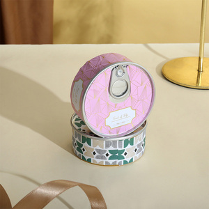 Private Label Decorativo Metal Branco Perfumado Vela Outdoor Tin Perfumado Velas Luxo Aromaterapia - Product Image 5