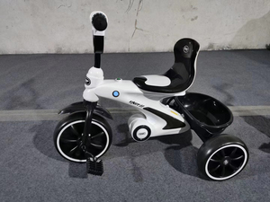 <span class=keywords><strong>Tricycle</strong></span> de luxe pour bébé <span class=keywords><strong>Little</strong></span> <span class=keywords><strong>Tikes</strong></span> 2 en 1, poussette-<span class=keywords><strong>tricycle</strong></span> <span class=keywords><strong>Little</strong></span> <span class=keywords><strong>Tikes</strong></span> pour enfants de 1 à 7 ans - Product Image 4