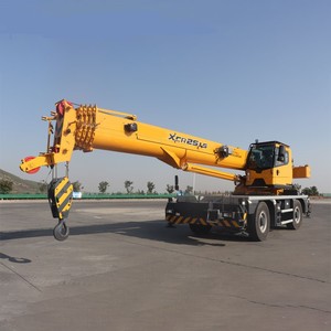 Grúa sobre Camión XCR13_TW de la Marca China Líder en Maquinaria de Elevación, con Capacidad de Carga Máxima de 13 Toneladas y Alta Calidad - Product Image 3