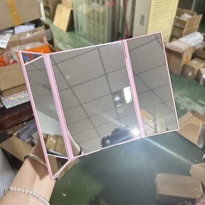 CF卸売プライベートロゴプリンセス長方形三つ折り折りたたみ式バニティプラスチックテーブル3ウェイミラー付きスタンド - Product Image 2