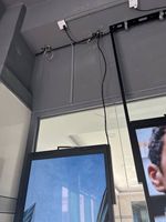 Écran d'affichage LCD haute luminosité pour fenêtre, écran publicitaire numérique 3000 nits, lisible en plein soleil, affichage orienté vers la fenêtre
