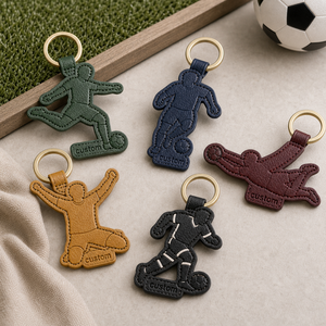 Llavero de Cuero Personalizado con Temática de Jugador de Fútbol Americano, Logotipo Grabado, Recuerdo de Eventos Deportivos, Regalo para Uso Diario - Product Image 1
