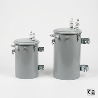 Transformateur monophasé immergé dans l'huile, monté sur poteau, 10 kVA, 10 kV/0,22 kV, réservoir rond pour l'électrification rurale