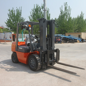 Chariot élévateur <span class=keywords><strong>tout</strong></span>-<span class=keywords><strong>terrain</strong></span> Topsense de haute qualité 3 tonnes 4 tonnes avec levage complet, 4x4 au prix d'usine en Chine - Product Image 1