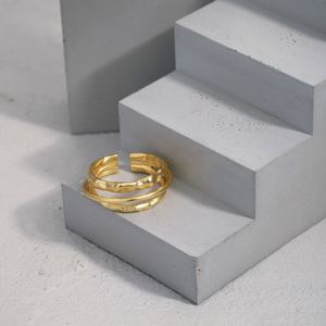 Bague de fiançailles Dylam style métallique ODM OEM de luxe en or 18 carats avec halo, bague ajustable en argent pur 925 - Product Image 4