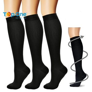 TopOne Nuevos calcetines de presión para ciclismo y correr al aire libre Calcetines largos de compresión - Product Image 4