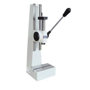Presse manuelle de précision compacte à levier simple colonne pour la fabrication de plaques, la brasserie artisanale et le moulage sous pression - Product Image 1