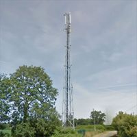 Tour de communication en acier de haute qualité de 20 m, structure en treillis à 3 pieds, mât galvanisé à chaud, tour d'accès Internet sans fil