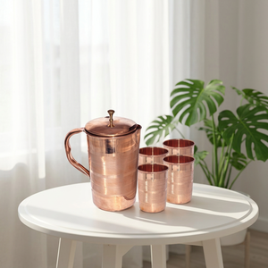 Ensemble de pichet à eau en cuivre avec 4 verres à boire, capacité de 1,8 L, design contemporain artisanal - Product Image 1