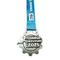Médaille de course en métal de qualité supérieure en forme d'engrenage, plaquée argent antique, avec logo personnalisé, trophée portable pour événements sportifs d'entreprise haut de gamme