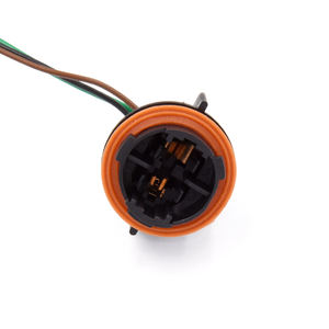 15824515 25906855 25958495 645-930 Faisceau de câblage de feux arrière droit pour Chevrolet GMC - Product Image 3