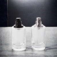 Flacons de parfum vides romantiques unisexes 15ml 30ml 50ml 100ml, en verre rond de luxe avec pulvérisateur à pompe, prêts pour l'impression sérigraphique