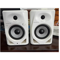 Moniteurs actifs Presonus DM-50D-BT 5 pouces |   Bluetooth 5.0 AptX/aptX LL, double port, TRS/RCA/3,5 mm |   pour la production musicale, le mixage, les podcasts