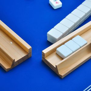 Set di 4 Porta Tessere in Legno Rustico Inciso per Mahjong con Spintori Magnetici, Realizzato a Mano in Legno Massello - Product Image 2