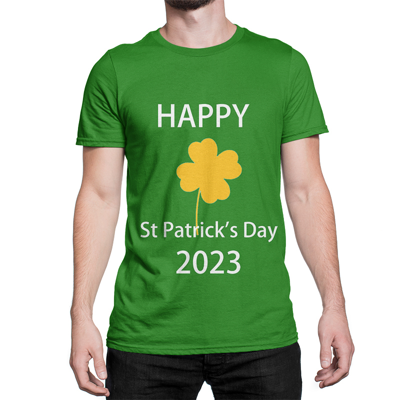 St. Patrick's Day Women's T-Shirt - Cute Gnomes & Shamrock Graphic Tee (Green, Size XL)