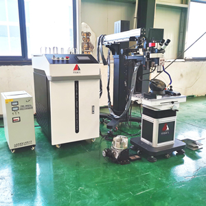 เครื่องเชื่อมซ่อมแม่พิมพ์ไฟเบอร์เลเซอร์แบบแมนนวล Cw Qcw กำลังไฟ 1000w 1500w 2000w 3000w สำหรับเหล็กและอะลูมิเนียม ปรับแต่งแม่พิมพ์ - Product Image 4