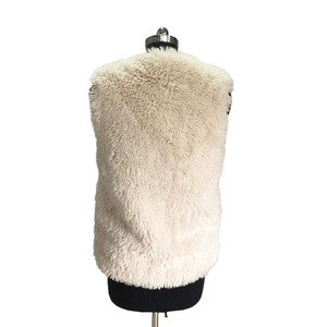 Manteau en <span class=keywords><strong>fausse</strong></span> <span class=keywords><strong>fourrure</strong></span> d'hiver personnalisé, blanc, fait main, sans manches, pour femmes - Product Image 2
