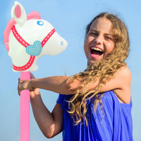 Offre Spéciale gonflable cheval bâton pour enfants fête jeu décorations gonflé tête de cheval ballon cadeaux d'anniversaire