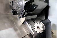 Tour CNC à 3 axes à haute efficacité IHT1031M, tour CNC à banc incliné, machine de tournage CNC