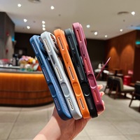 Nouvelle Arrivée Coque de Téléphone Dissipant la Chaleur Antichoc Magnétique avec Support Métallique pour iPhone 17 Pro Max