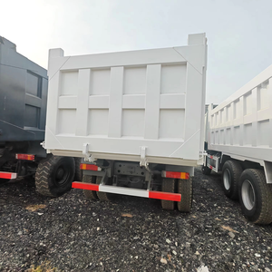 Camion benne d'occasion HOWO 6x4 371HP LHD pour l'exploitation minière de cuivre à courte distance à Kolwezi, RDC Congo - Product Image 4