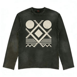 <span class=keywords><strong>T</strong></span>-shirt à manches longues pour homme en gris foncé délavé vintage avec imprimé géométrique en patchwork, col rond classique, tissu doux - Product Image 3