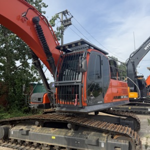 Excavatrice sur chenilles DOOSAN DX300LCA d'occasion, 30 tonnes, d'origine coréenne, hydraulique, pour travaux miniers et terrassement - Product Image 1