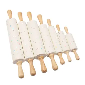 工厂批发儿童Rolling面杖新鲜彩色硅胶木制Rolling面杖儿童糕点滚筒