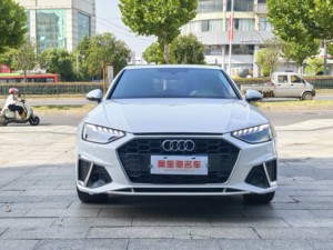 La 2022 Audi A4L berlina di lusso 2.0T sterzo bianco a sinistra nel mercato cinese è un'<span class=keywords><strong>auto</strong></span> usata Premium - Product Image 2