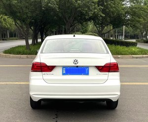Volkswagen <span class=keywords><strong>Santana</strong></span> 1.5L berline 2020-Sièges manuels en tissu d'<span class=keywords><strong>occasion</strong></span> bon marché FWD système de direction gauche faible kilométrage - Product Image 5