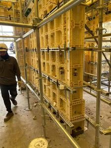 Système de coffrage modulaire en ABS pour piliers en béton, réglable et réutilisable, pour la construction de colonnes carrées/rondes - Modèle 2026 - Product Image 5