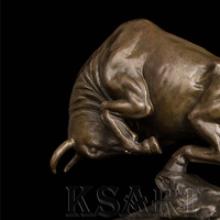Figurine de taureau en bronze article décoratif de marché boursier prospère pour bureau exsudant une grande puissance artisanat en métal durable de Wall Street