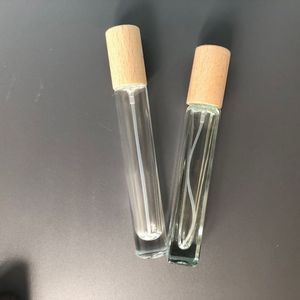 ขวดน้ำหอมพรีเมียม 10 มล. แบบแก้วโรลออน ฝาไม้วอลนัทและไม้บีช สำหรับน้ำหอมพกพา - Product Image 2