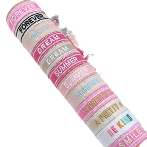 Bracelets personnalisés faits main pour femmes, brodés, en fil de polyester, avec pompon réglable, pour l'amitié - Product Image 4