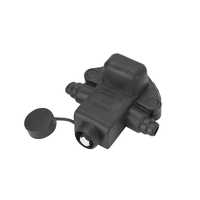 Raccord femelle noir en alliage de connecteur de ligne électrique basse tension étanche IEC 1KV caoutchouc isolé perforé