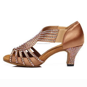 Sandales de <span class=keywords><strong>danse</strong></span> en cuir pour femmes avec <span class=keywords><strong>strass</strong></span> argentés, talons de 6 à 9 cm, pour la <span class=keywords><strong>danse</strong></span> <span class=keywords><strong>latine</strong></span>, le tango, la rumba, la salsa, la <span class=keywords><strong>danse</strong></span> de salon, la valse, les mariages et les fêtes - Product Image 3