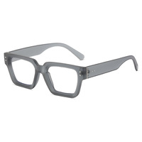 Lunettes de soleil de mode rétro européennes à monture carrée UV400 à changement de couleur pour femmes - Protection solaire parfaite pour la rue