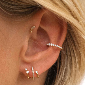 Boucles d'oreilles classiques polyvalentes en argent sterling S925 avec diamants super brillants - Product Image 2