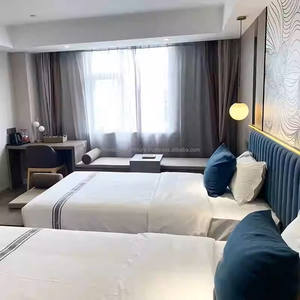 Fábrica de Muebles para Proyectos Hoteleros: Juegos Completos de Dormitorio para Hotel de 3 Estrellas con Estructura de Cama de Madera, Cabecero, Banco y Mesitas de Noche - Product Image 1